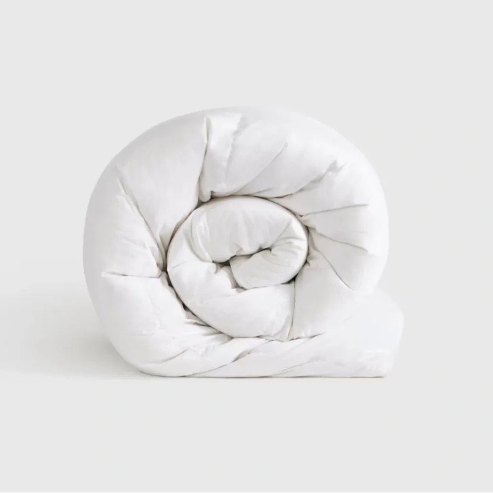 QUINCE Ultra Warm Premium Down Comforter Twin 3929 - Picture 2 of 2